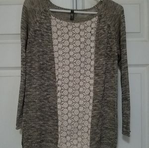 Size large gray and cream light sweater.